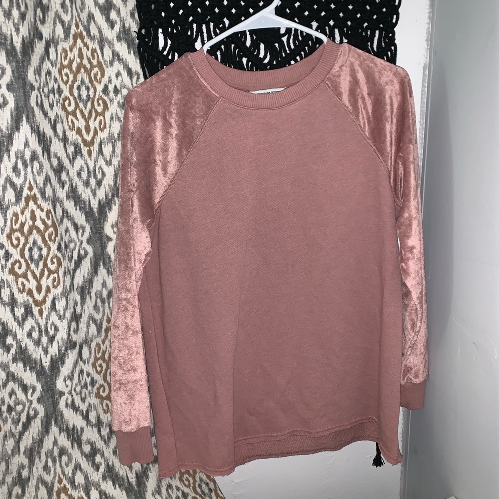 American Eagle Long Sleeve Crew Neck